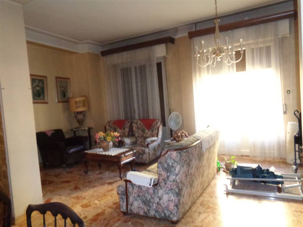 Appartamento da ristrutturare, Arezzo centro città