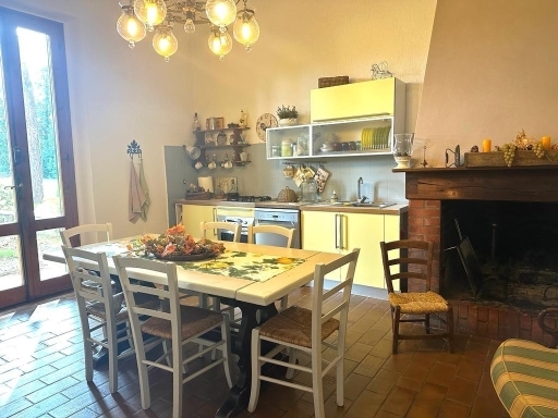 Villa con giardino, Empoli casenuove