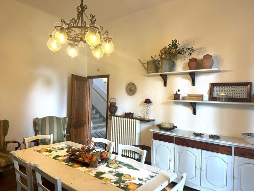 Villa con giardino, Empoli casenuove