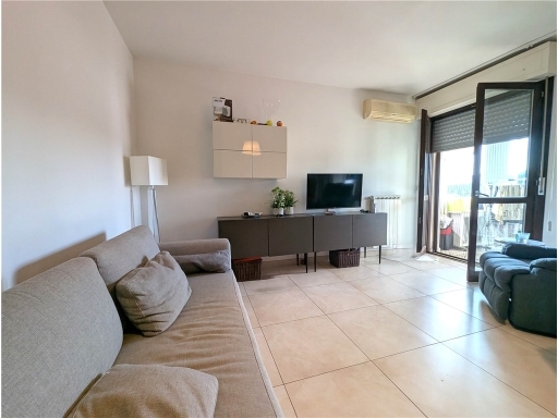 Bilocale con terrazzo, Firenze corso italia-porta al prato