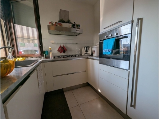 Bilocale con terrazzo, Firenze corso italia-porta al prato