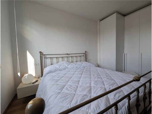 Bilocale con terrazzo, Firenze corso italia-porta al prato