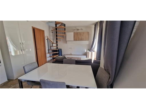 Trilocale con terrazzo, Firenze novoli