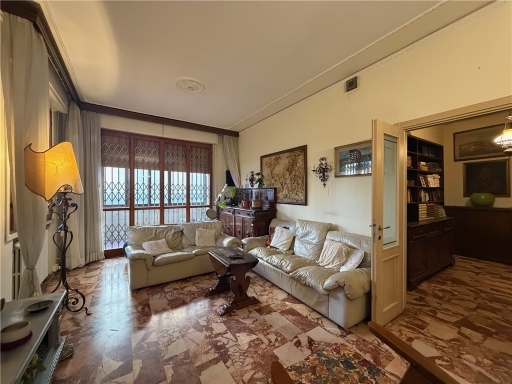 Appartamento con giardino, Firenze soffiano