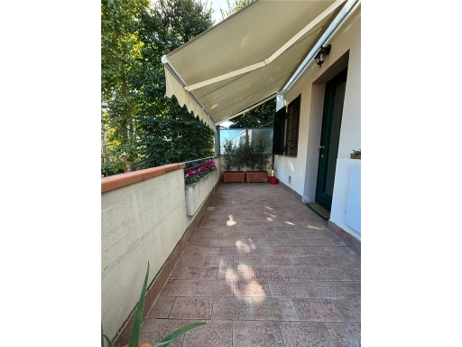 Casa indipendente con terrazzi, Firenze legnaia