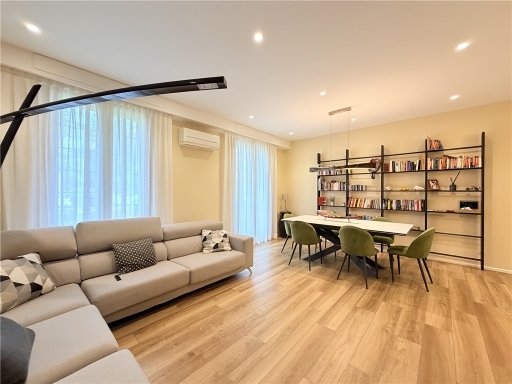 Appartamento con terrazzi, Firenze soffiano