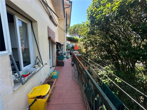 Trilocale con terrazzo, Firenze bolognese