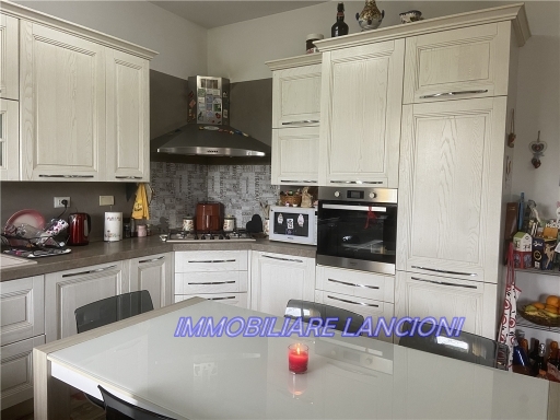 Appartamento con terrazzi, Scandicci centro