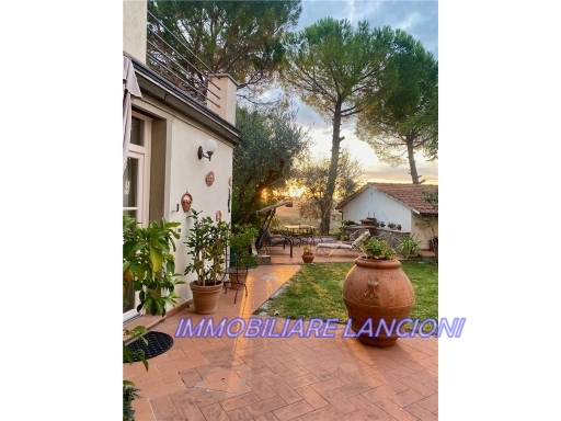 Rustico con giardino, Lastra a Signa carcheri