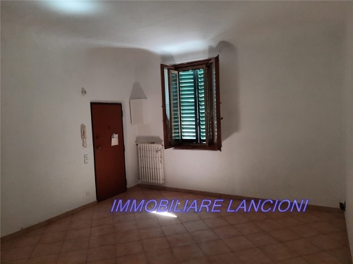 Trilocale con giardino, Scandicci centro