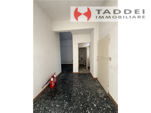 Negozio in affitto, Scandicci casellina