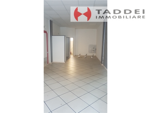 Negozio in affitto, Scandicci casellina