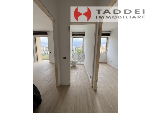 Trilocale con terrazzo, Firenze novoli