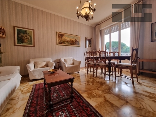 Quadrilocale con giardino, Firenze campo di marte-viale volta