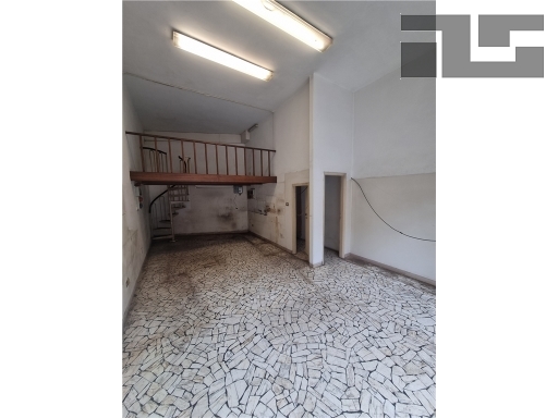 Negozio in affitto, Firenze coverciano
