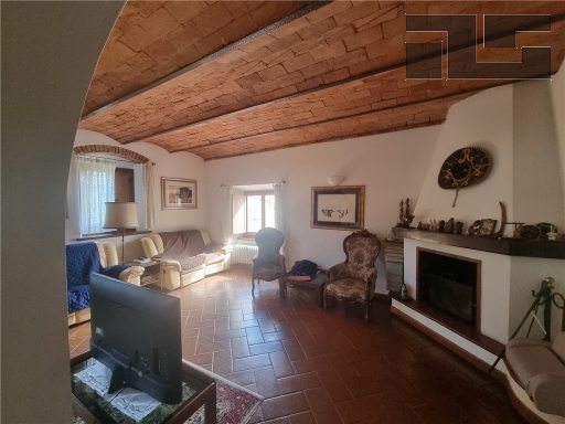 Rustico con giardino a Pontassieve