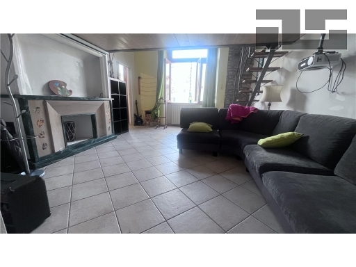 Trilocale con terrazzo, Firenze gavinana