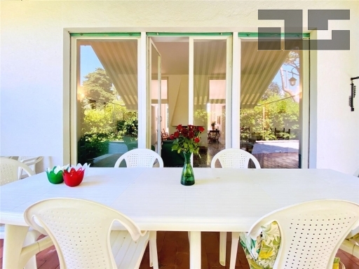 Villa con giardino, Camaiore lido di