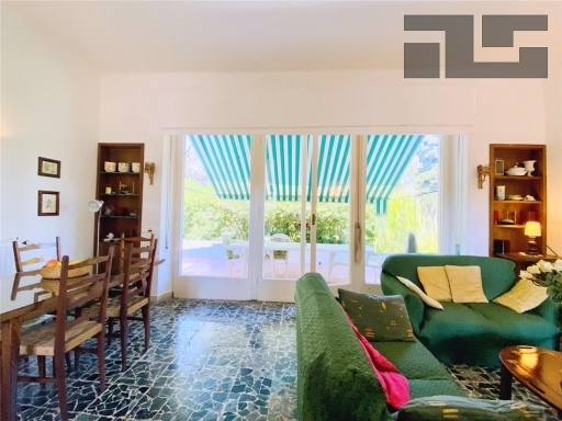 Villa con giardino, Camaiore lido di