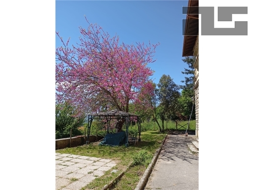 Villa con giardino, Vaglia bivigliano