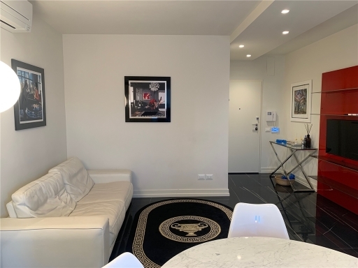 Quadrilocale con terrazzo, Empoli centro