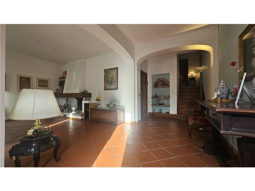 Villa con giardino, Empoli ospedale nuovo