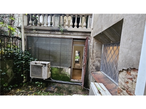 Villa con giardino, Empoli centro