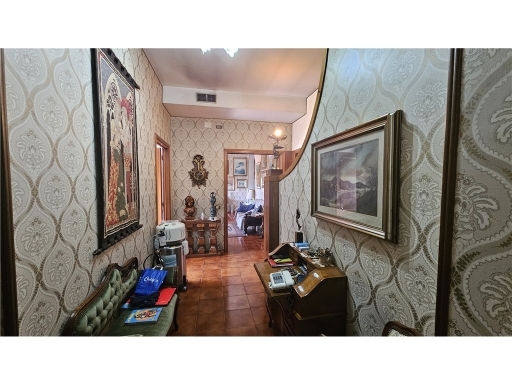 Appartamento con terrazzo, Empoli centro