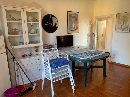 Trilocale con terrazzo, Cecina marina