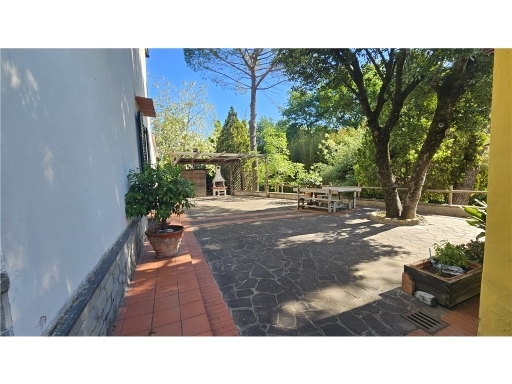Villa con giardino, Empoli casenuove