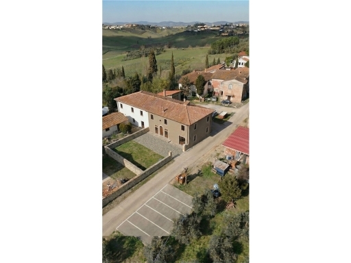 Villa con giardino, Cerreto Guidi san zio