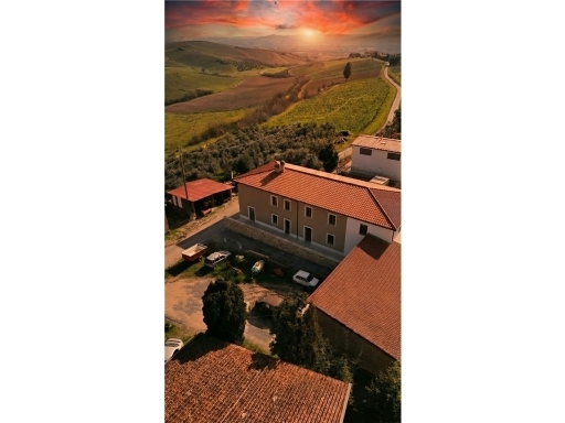Villa con giardino, Cerreto Guidi san zio