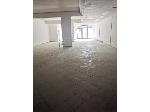Negozio in vendita a Empoli - empoli est