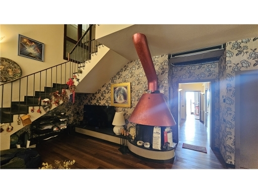 Villa con giardino, Vinci toiano