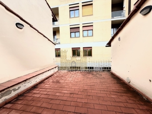Ufficio in affitto, Firenze corso italia-porta al prato