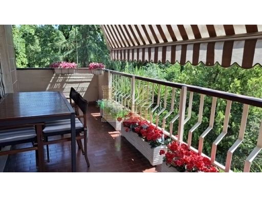 Trilocale con terrazzo, Firenze isolotto