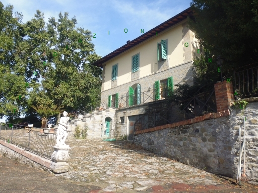 Villa con giardino a Vicchio