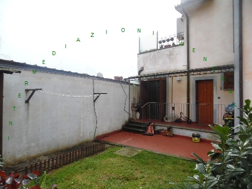 Trilocale con giardino a Borgo San Lorenzo