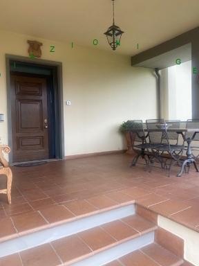 Villa con giardino a Barberino di Mugello