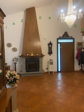 Villa con giardino a Barberino di Mugello