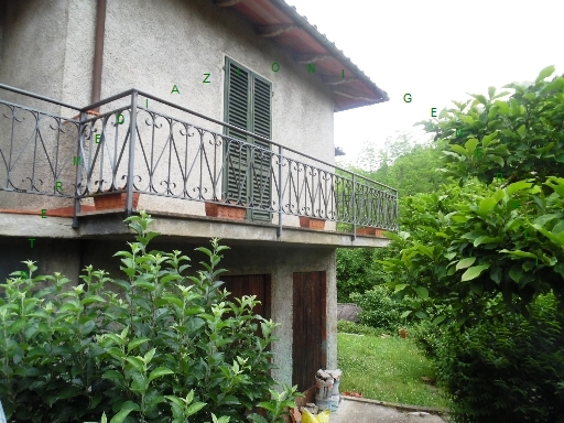 Villa con giardino a Borgo San Lorenzo