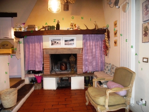 Rustico con giardino a Borgo San Lorenzo