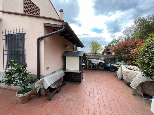 Villa con giardino, Scandicci rinaldi