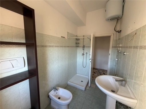 Trilocale in affitto, Scandicci centro