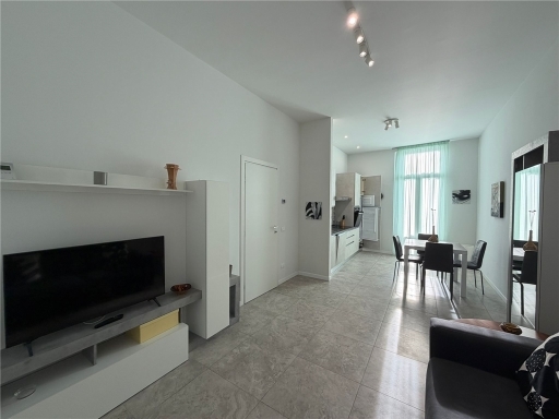 Bilocale in affitto, Firenze ponte a greve