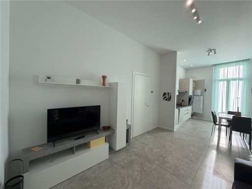 Bilocale in affitto, Firenze ponte a greve