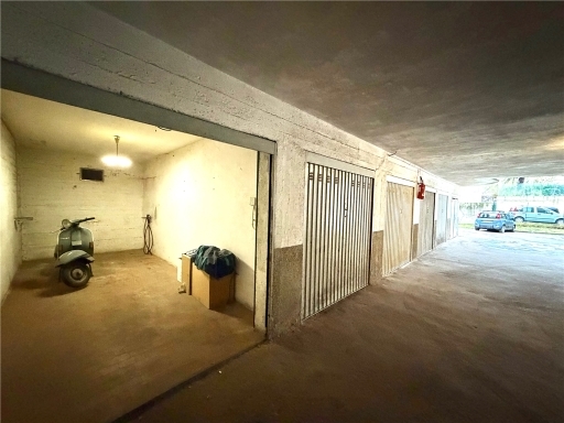 Box/Garage 15mq in vendita, Scandicci centro
