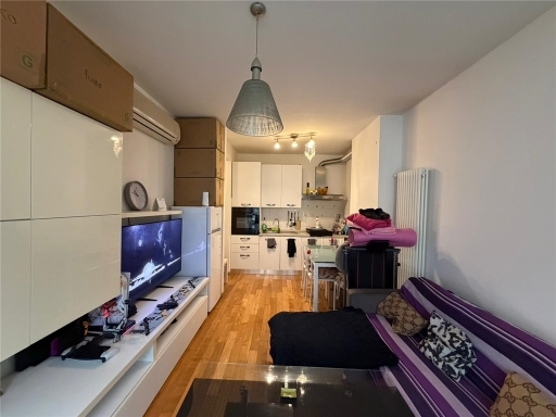 Bilocale con terrazzo, Scandicci centro