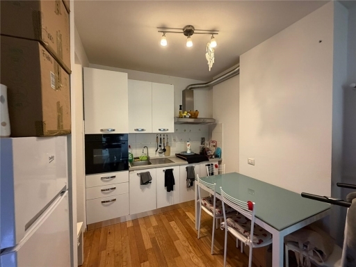 Bilocale con terrazzo, Scandicci centro