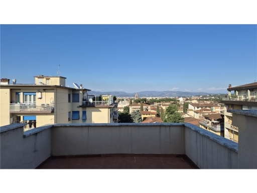 Bilocale con terrazzo, Scandicci vingone